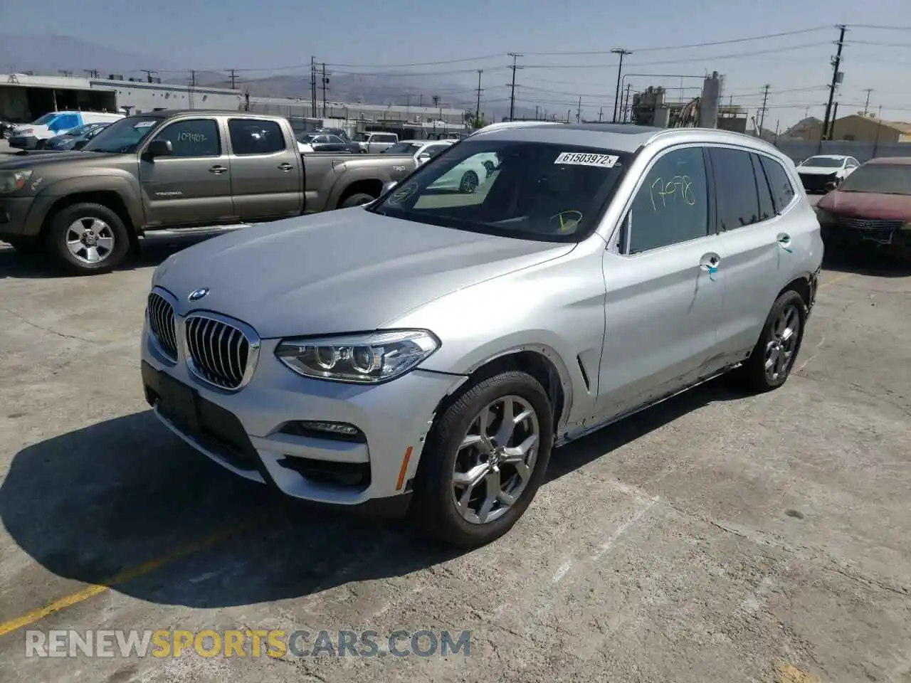 2 Photograph of a damaged car 5UXTY3C06M9E63430 BMW X3 2021