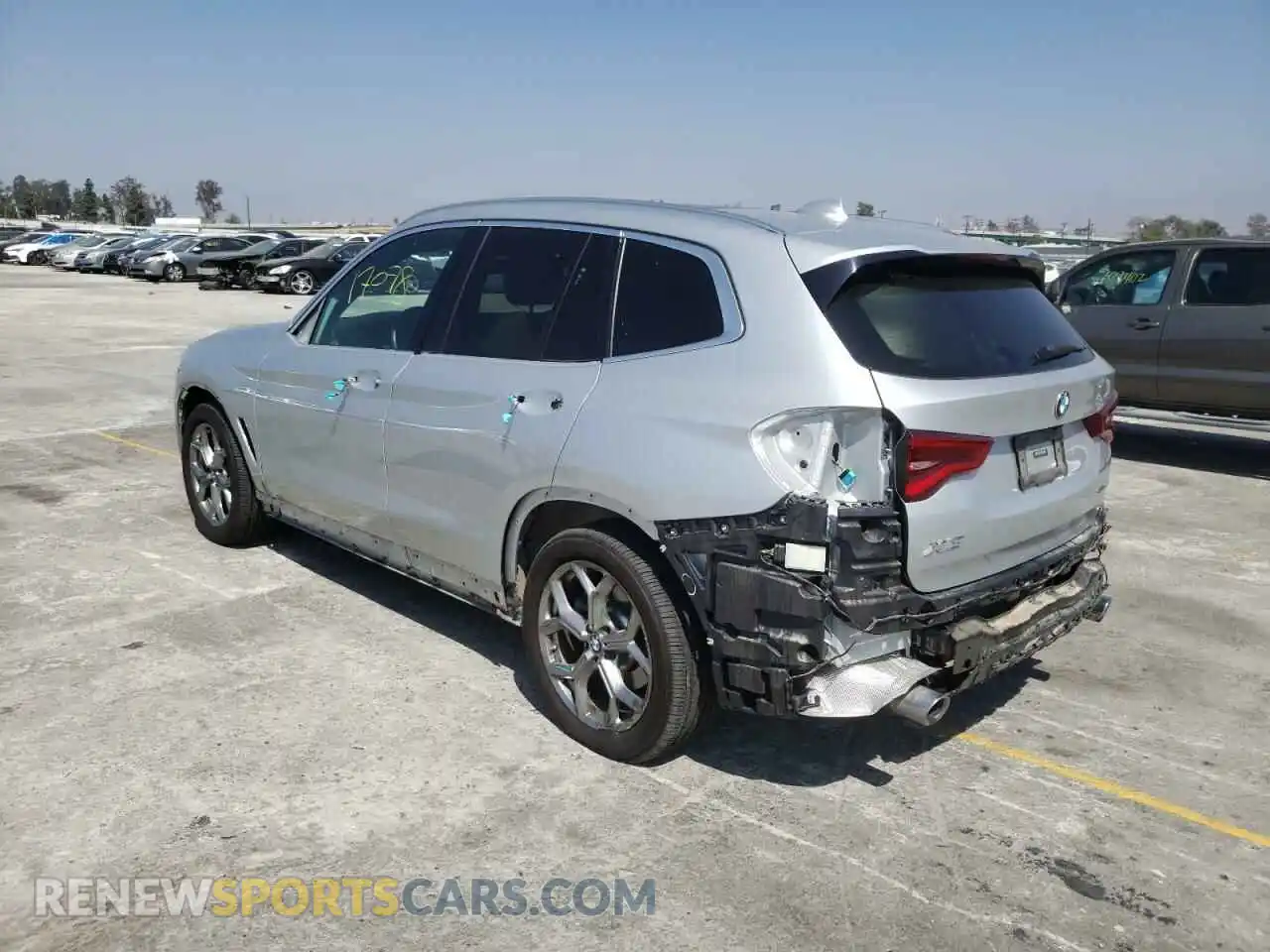 3 Photograph of a damaged car 5UXTY3C06M9E63430 BMW X3 2021