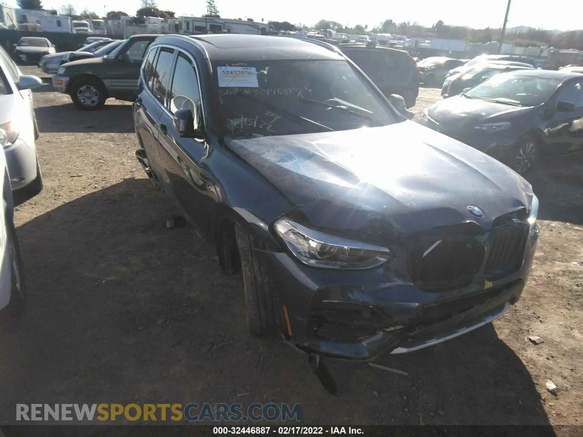 1 Photograph of a damaged car 5UXTY3C06M9H25365 BMW X3 2021