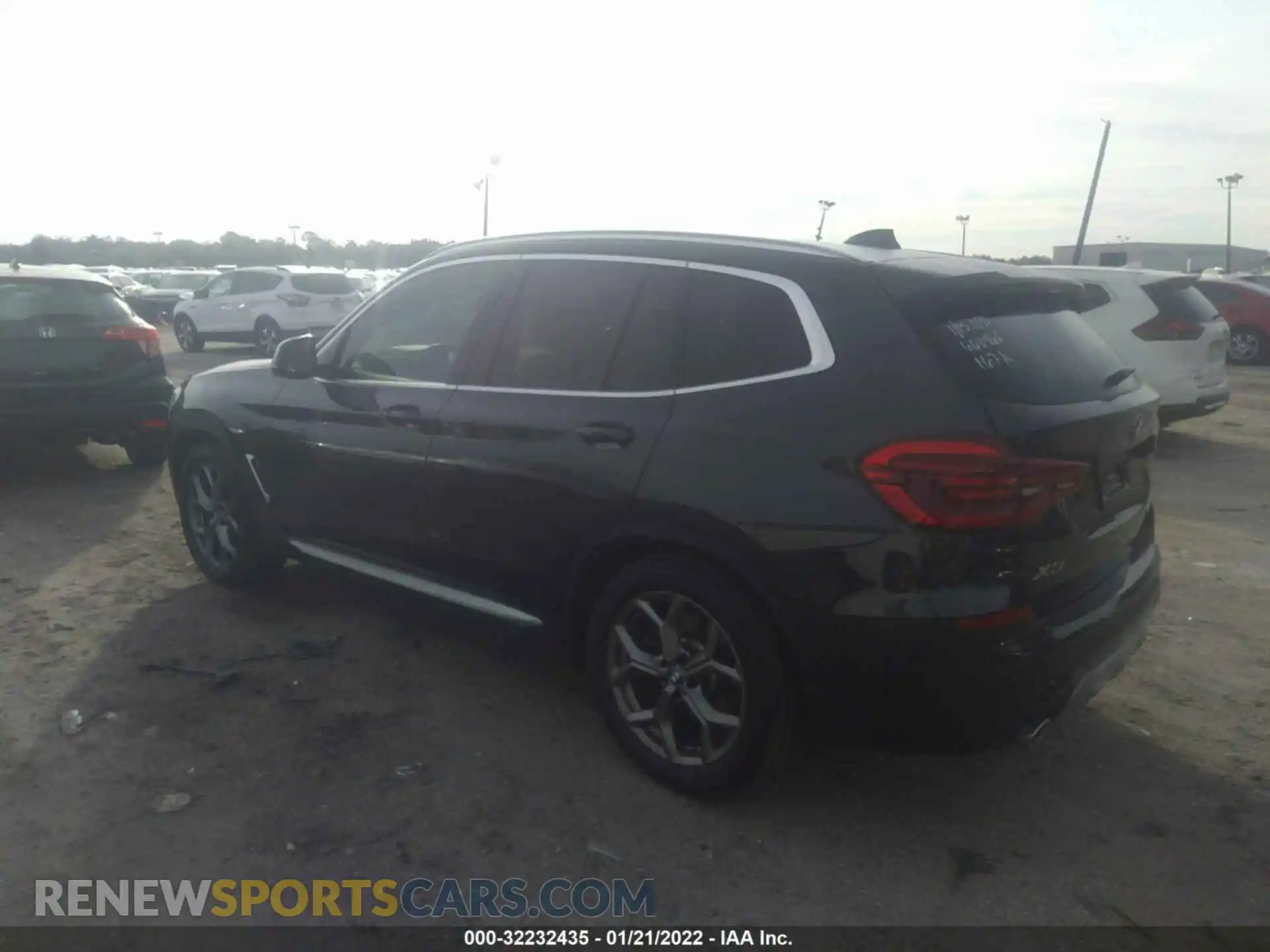 3 Photograph of a damaged car 5UXTY3C07M9D85093 BMW X3 2021