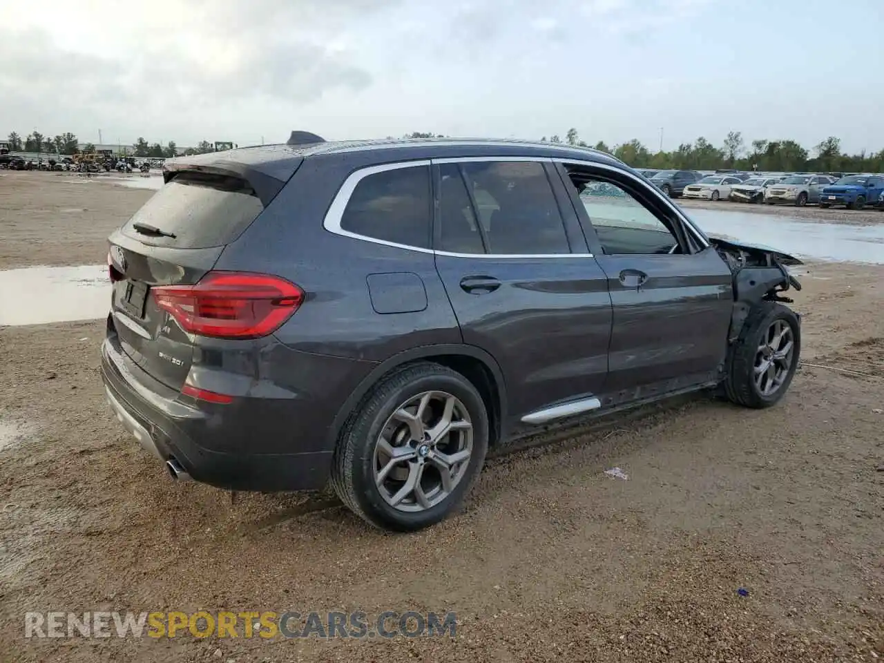 3 Photograph of a damaged car 5UXTY3C07M9D97230 BMW X3 2021