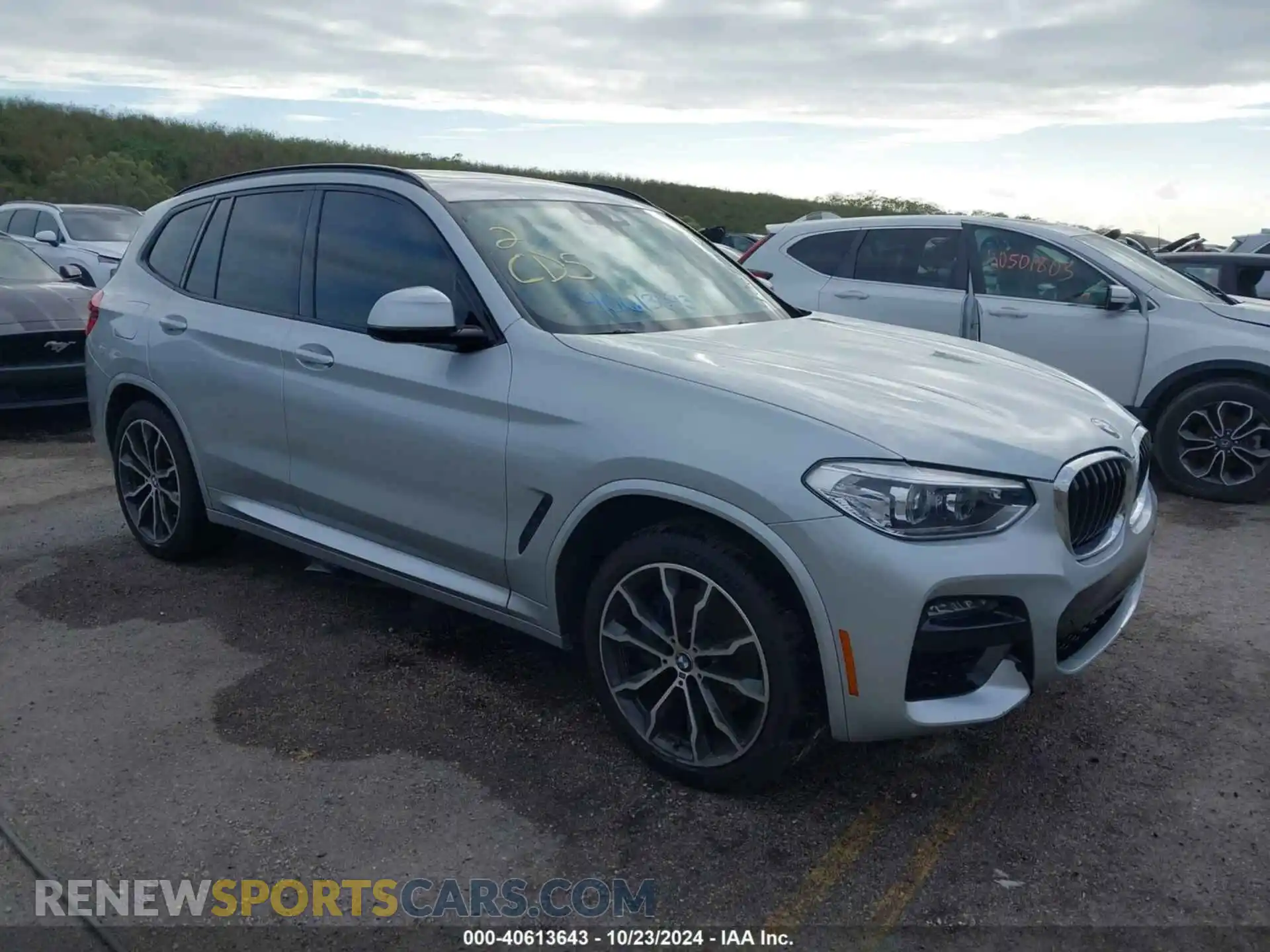 1 Photograph of a damaged car 5UXTY3C07M9F43268 BMW X3 2021