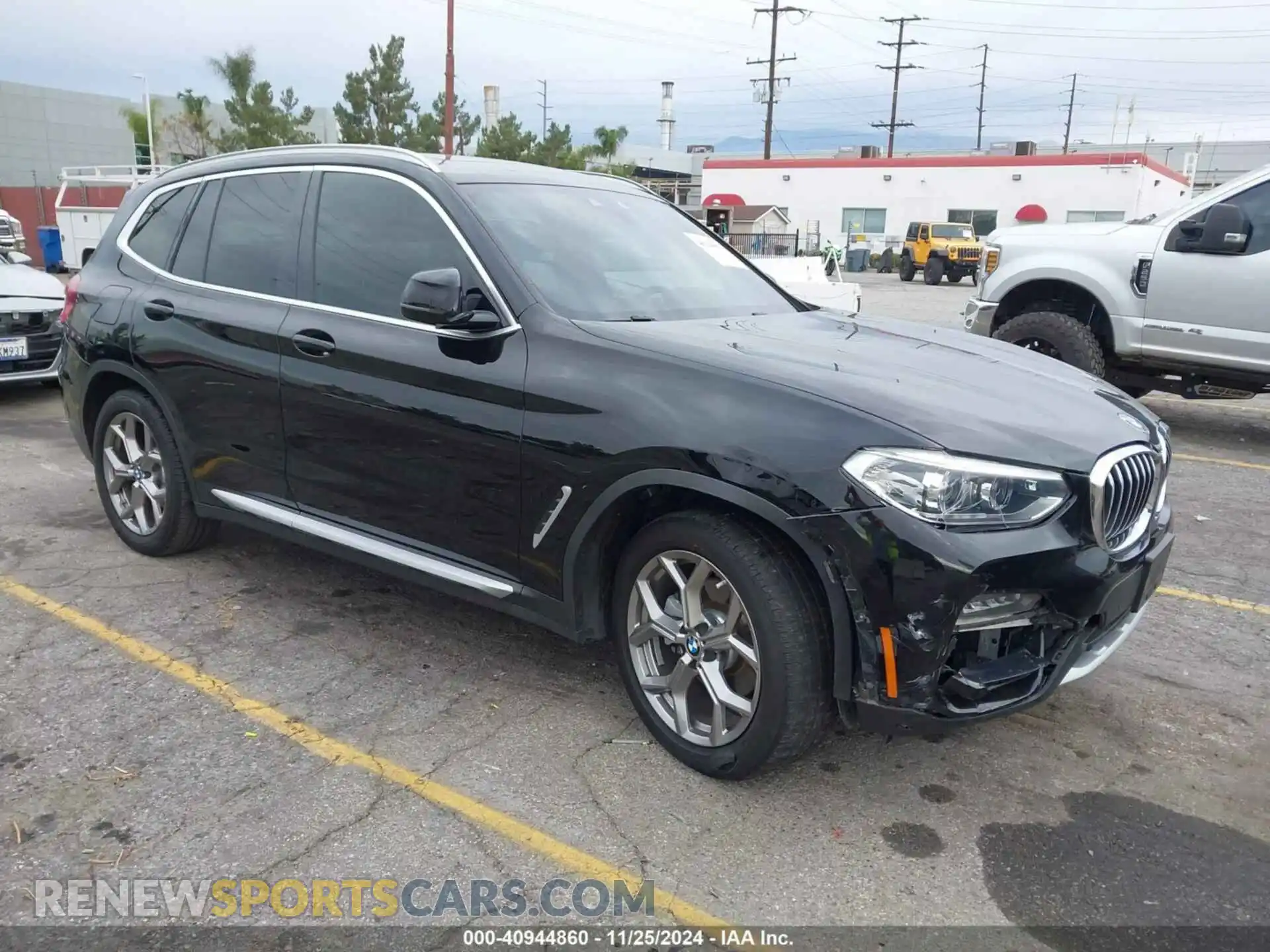 1 Photograph of a damaged car 5UXTY3C07M9F60958 BMW X3 2021