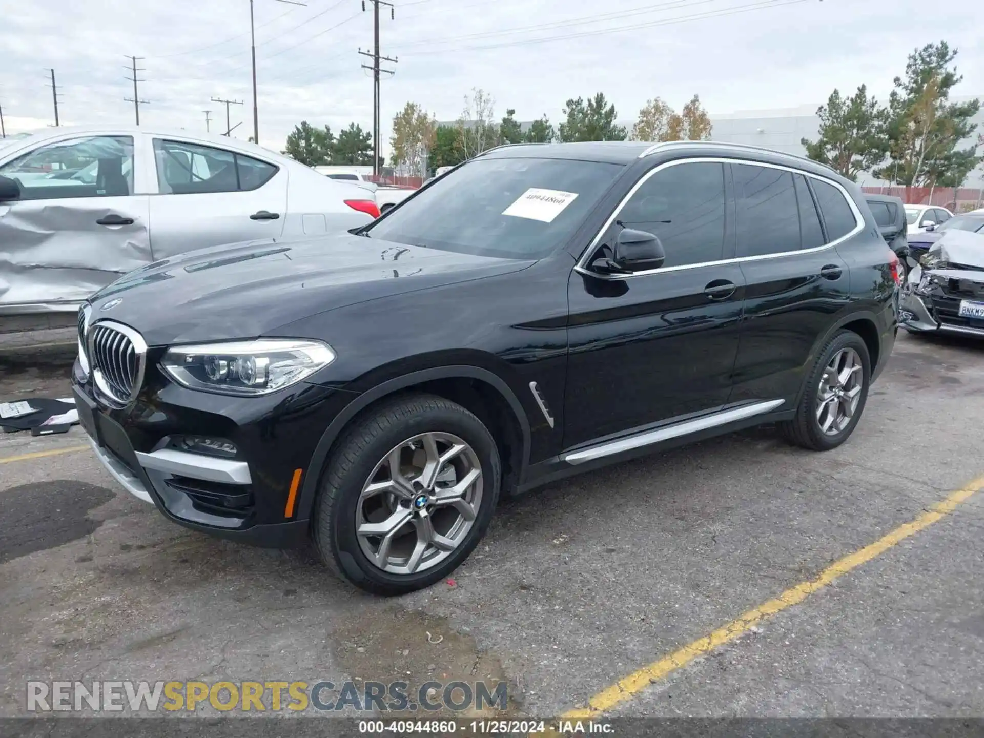 2 Photograph of a damaged car 5UXTY3C07M9F60958 BMW X3 2021