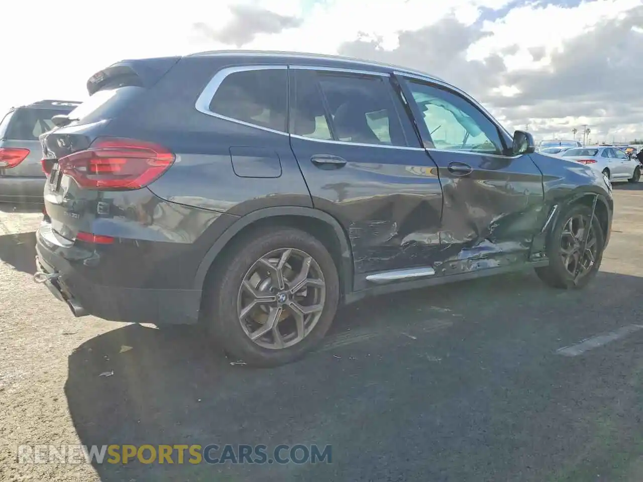3 Photograph of a damaged car 5UXTY3C07M9F94429 BMW X3 2021