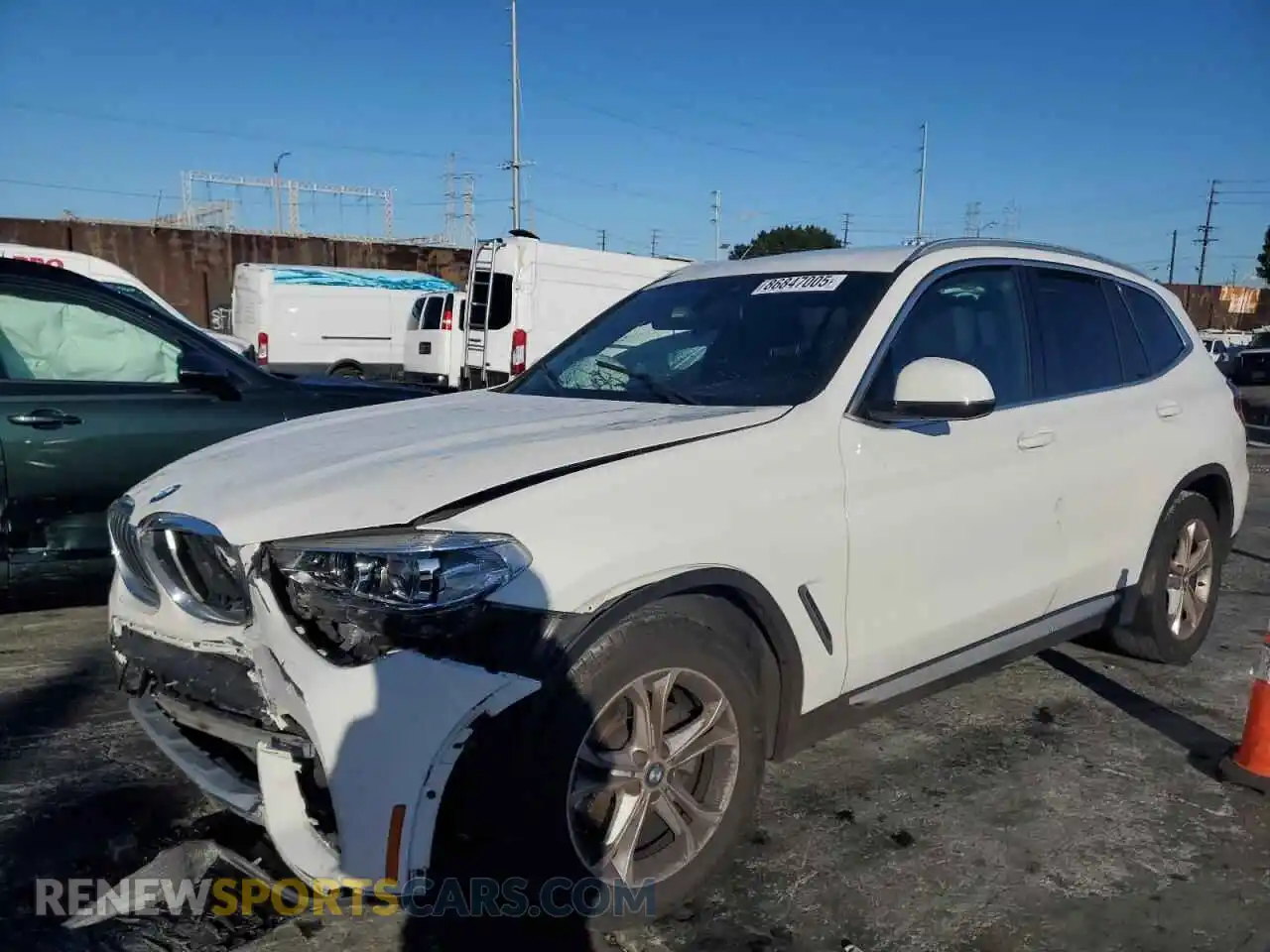 1 Photograph of a damaged car 5UXTY3C08M9E99720 BMW X3 2021
