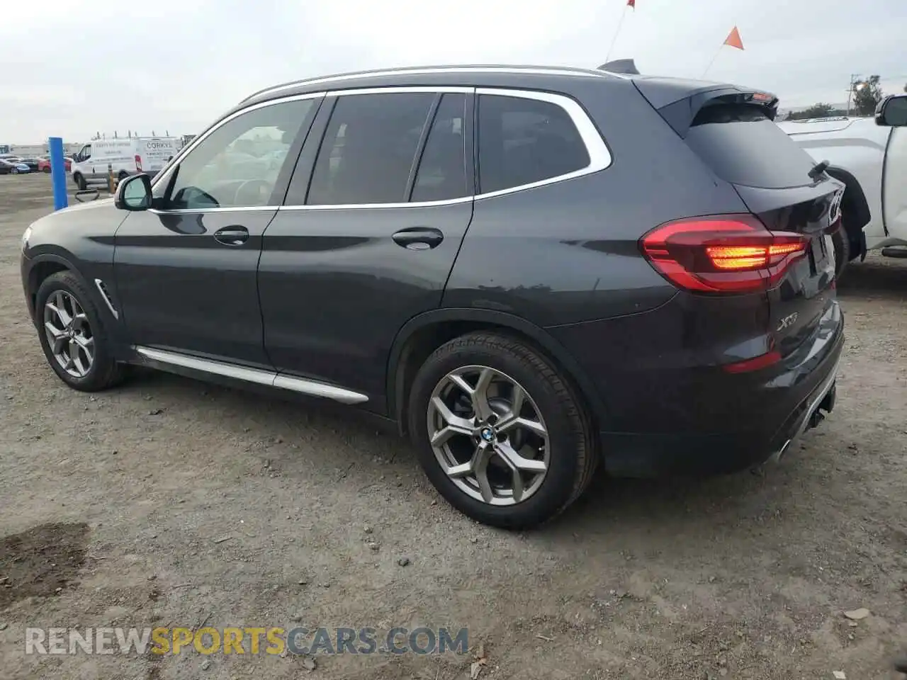 2 Фотография поврежденного автомобиля 5UXTY3C08M9F33946 BMW X3 2021