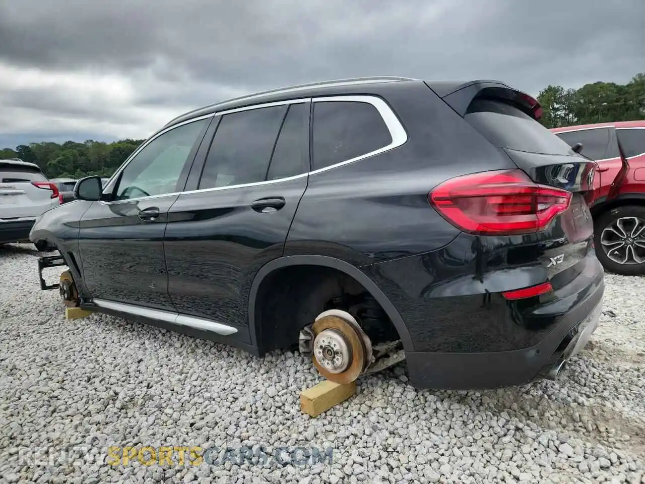 2 Photograph of a damaged car 5UXTY3C08M9F55543 BMW X3 2021
