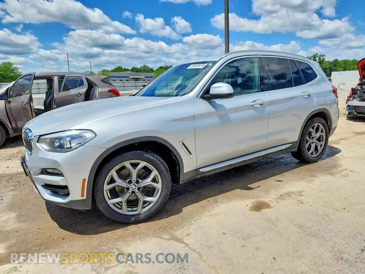 1 Photograph of a damaged car 5UXTY3C08M9F78613 BMW X3 2021