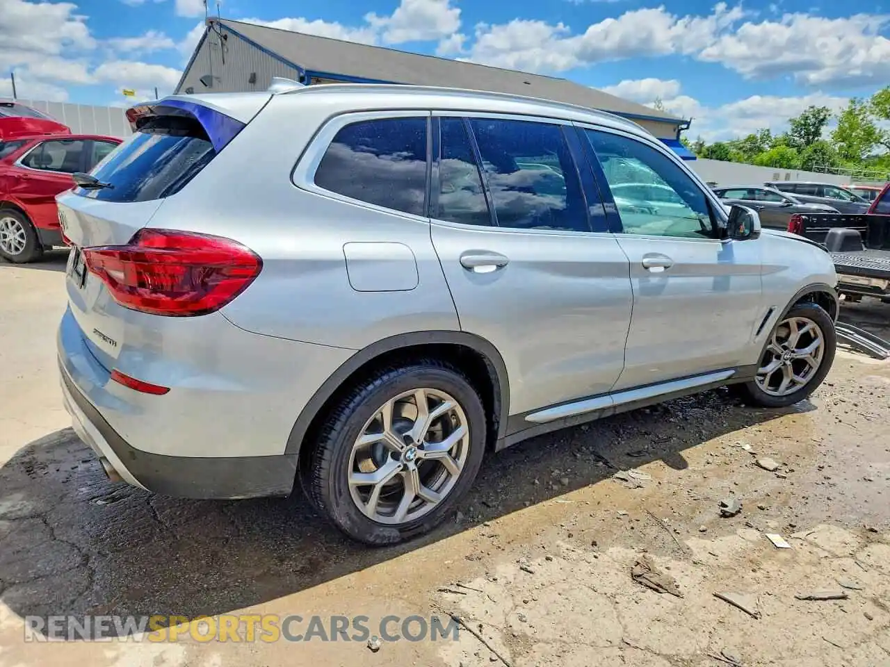 3 Photograph of a damaged car 5UXTY3C08M9F78613 BMW X3 2021