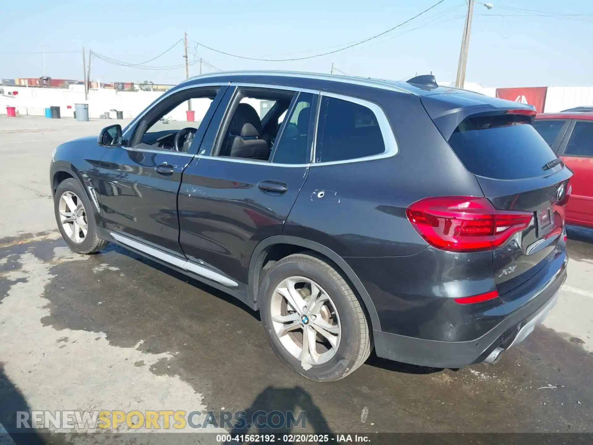 3 Photograph of a damaged car 5UXTY3C08M9G12128 BMW X3 2021