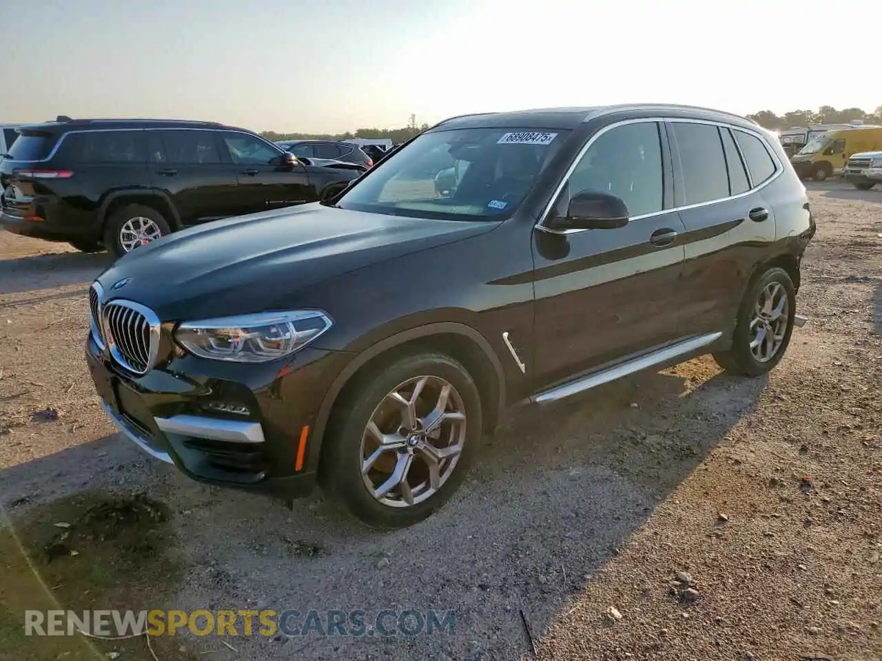 1 Photograph of a damaged car 5UXTY3C08M9G70577 BMW X3 2021
