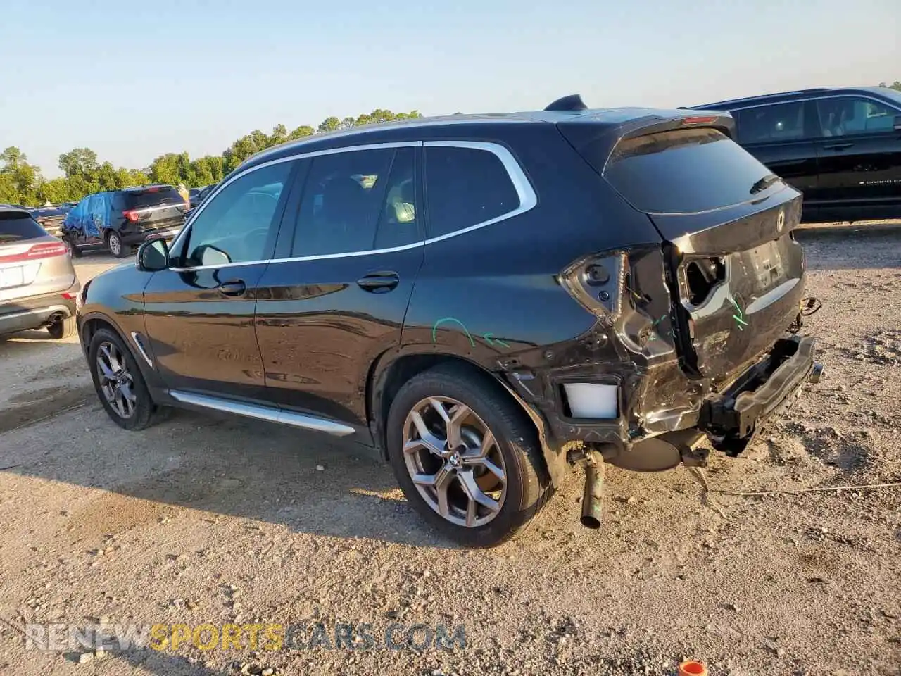 2 Photograph of a damaged car 5UXTY3C08M9G70577 BMW X3 2021