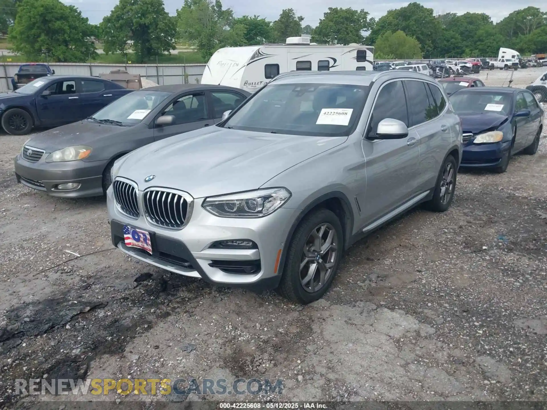 2 Photograph of a damaged car 5UXTY3C09M9E14741 BMW X3 2021