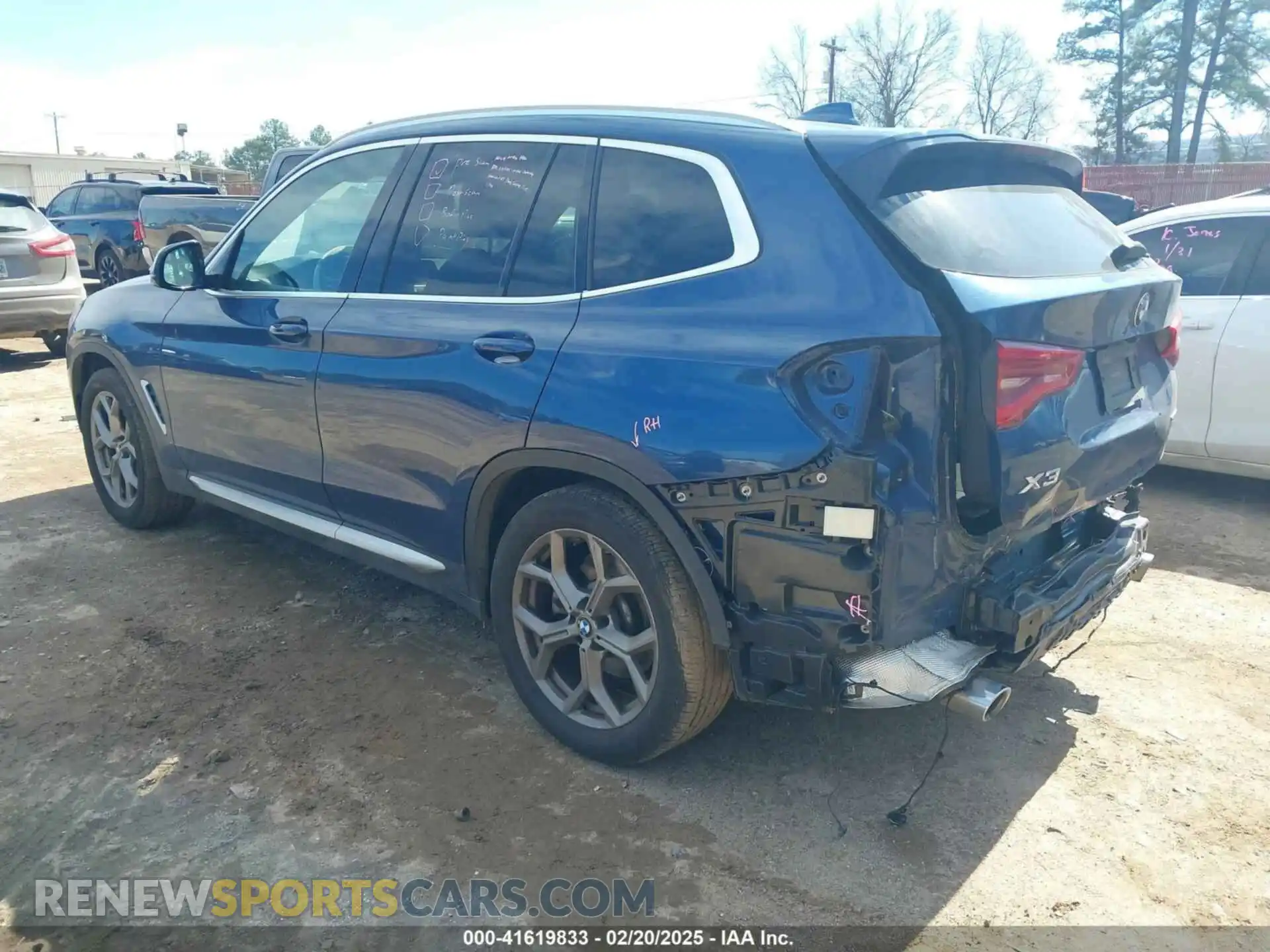 3 Photograph of a damaged car 5UXTY3C09M9E25058 BMW X3 2021