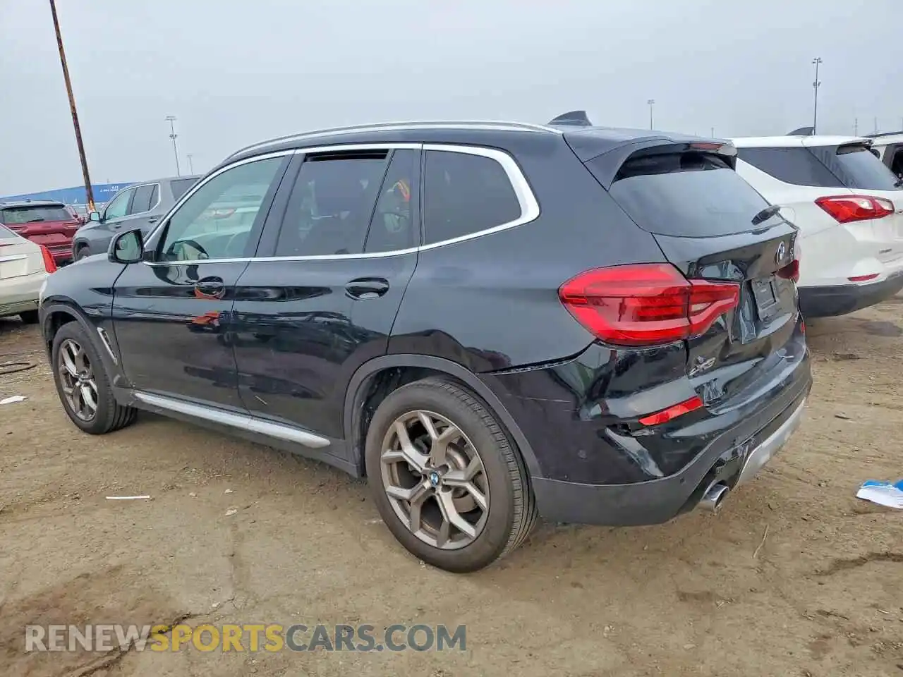 2 Photograph of a damaged car 5UXTY3C09M9G33487 BMW X3 2021