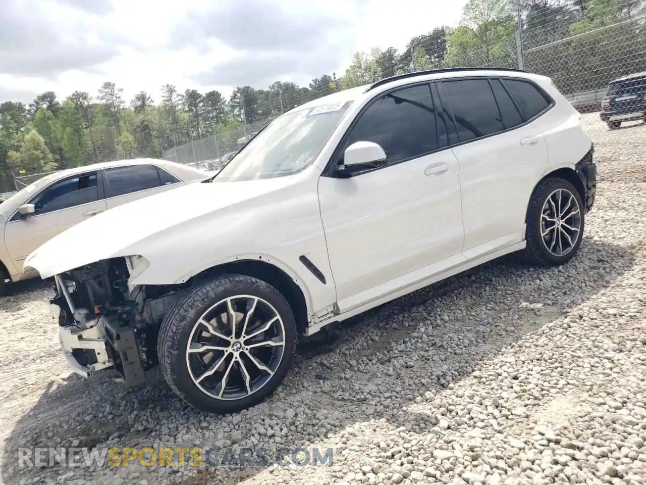 1 Photograph of a damaged car 5UXTY3C09M9G62309 BMW X3 2021