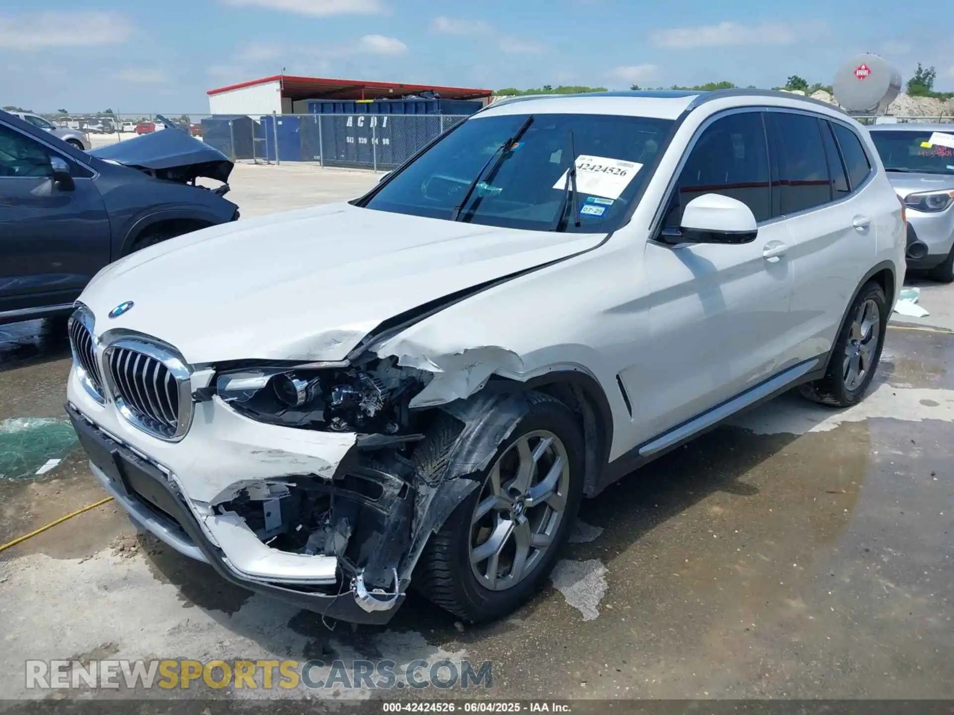 2 Photograph of a damaged car 5UXTY3C09M9H84619 BMW X3 2021