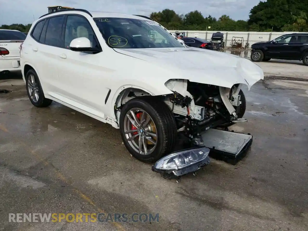 1 Photograph of a damaged car 5UXTY3C09M9H85575 BMW X3 2021