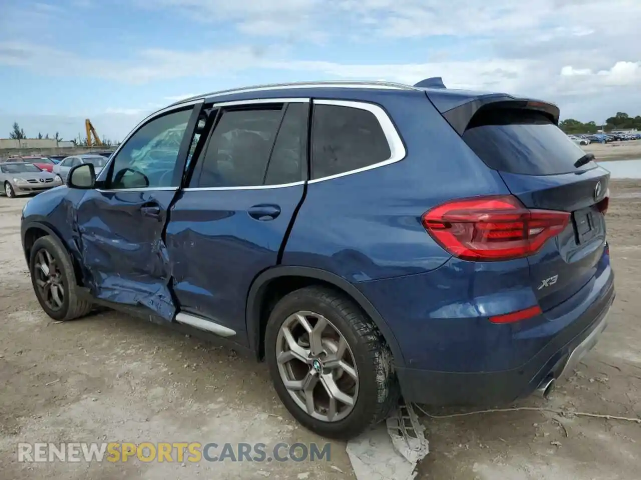 2 Photograph of a damaged car 5UXTY3C0XM9E14330 BMW X3 2021