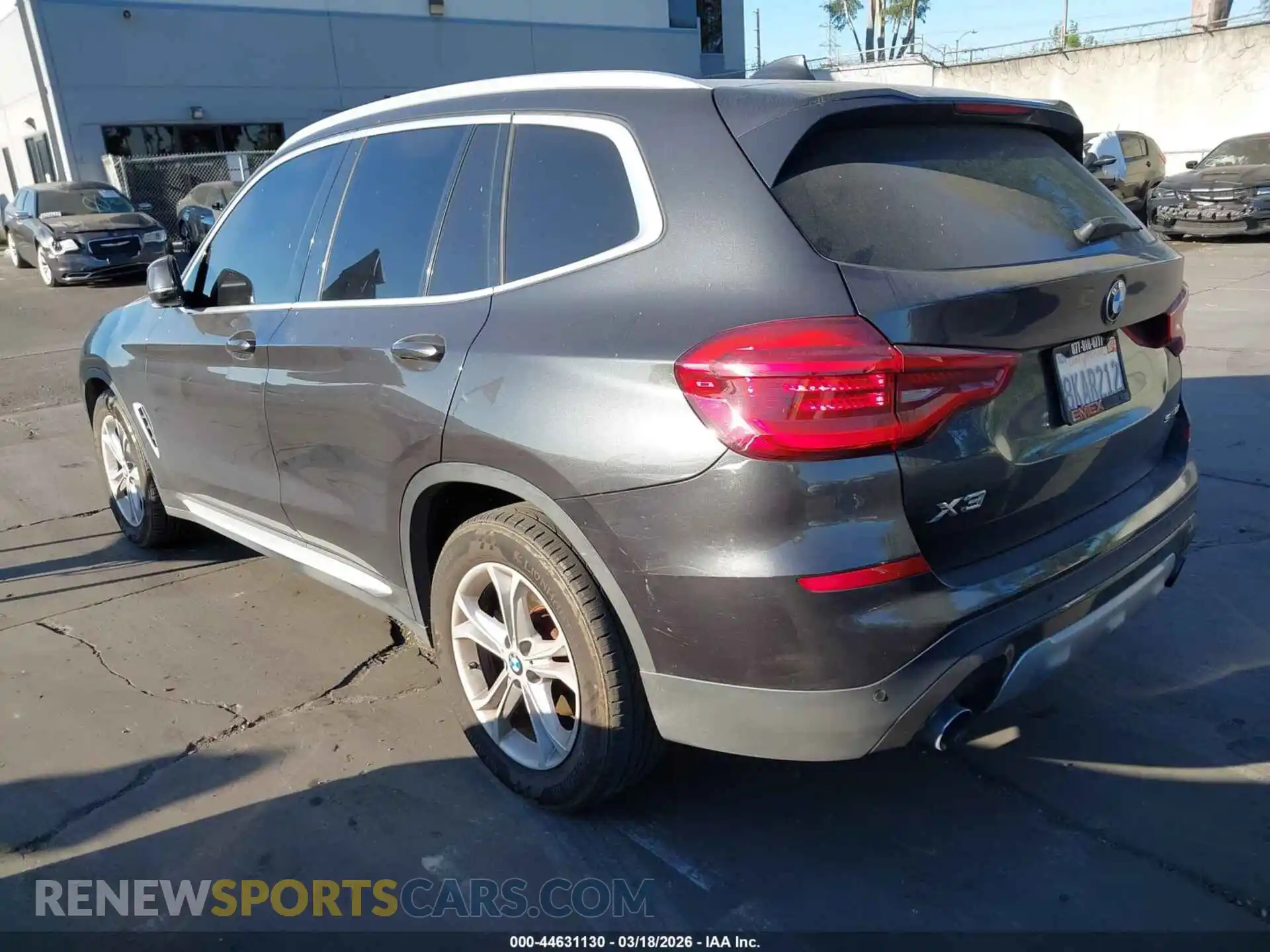 3 Photograph of a damaged car 5UXTY3C0XM9E61244 BMW X3 2021