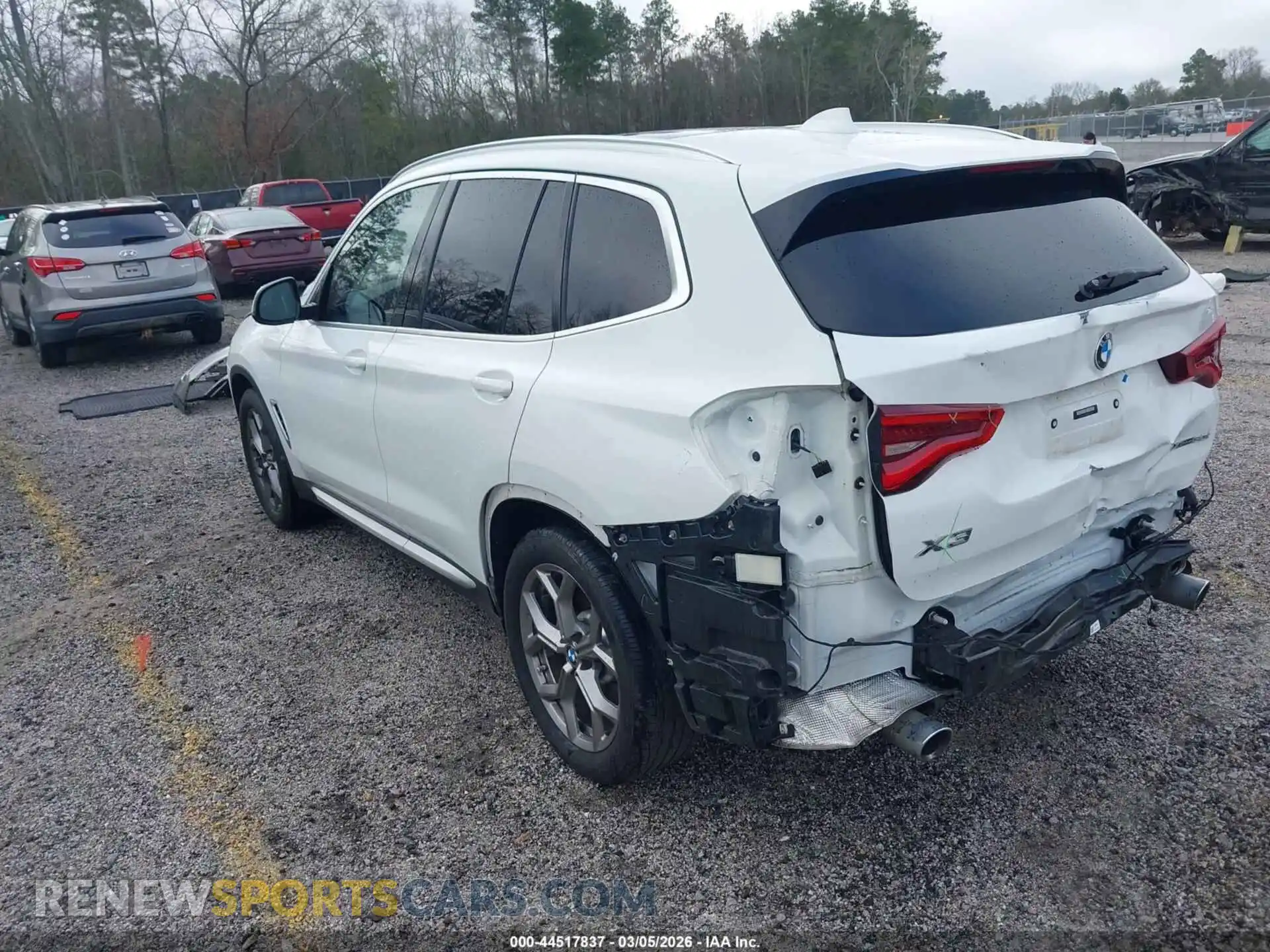 3 Photograph of a damaged car 5UXTY5C00M9D71502 BMW X3 2021