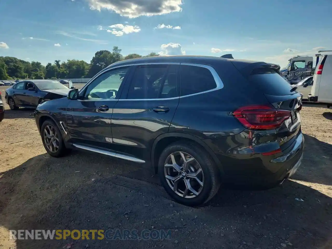 2 Photograph of a damaged car 5UXTY5C00M9D96304 BMW X3 2021