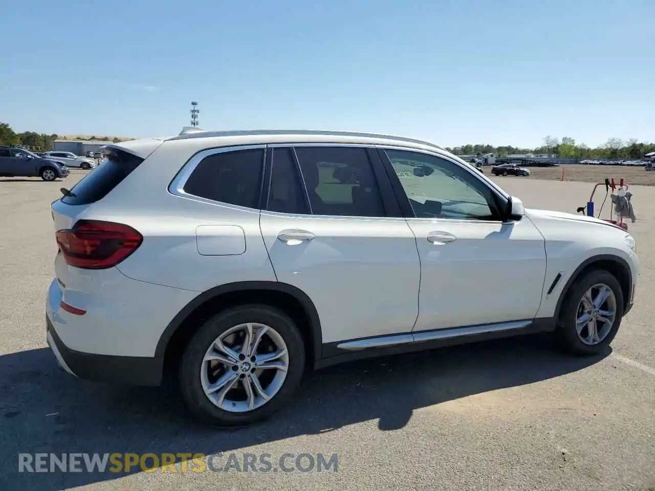 3 Photograph of a damaged car 5UXTY5C00M9F47741 BMW X3 2021