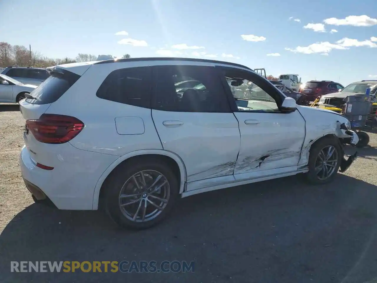 3 Photograph of a damaged car 5UXTY5C00M9H43999 BMW X3 2021
