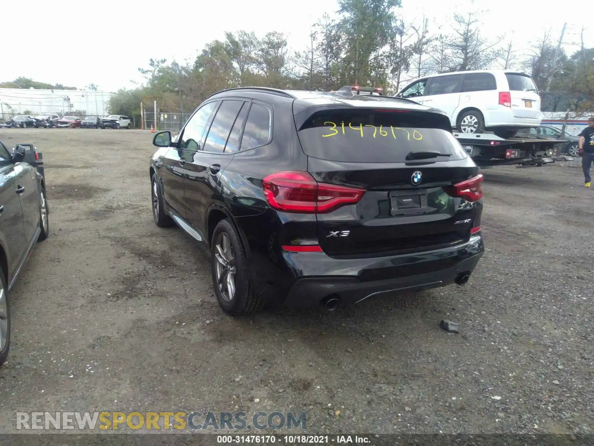 3 Photograph of a damaged car 5UXTY5C01M9E29777 BMW X3 2021