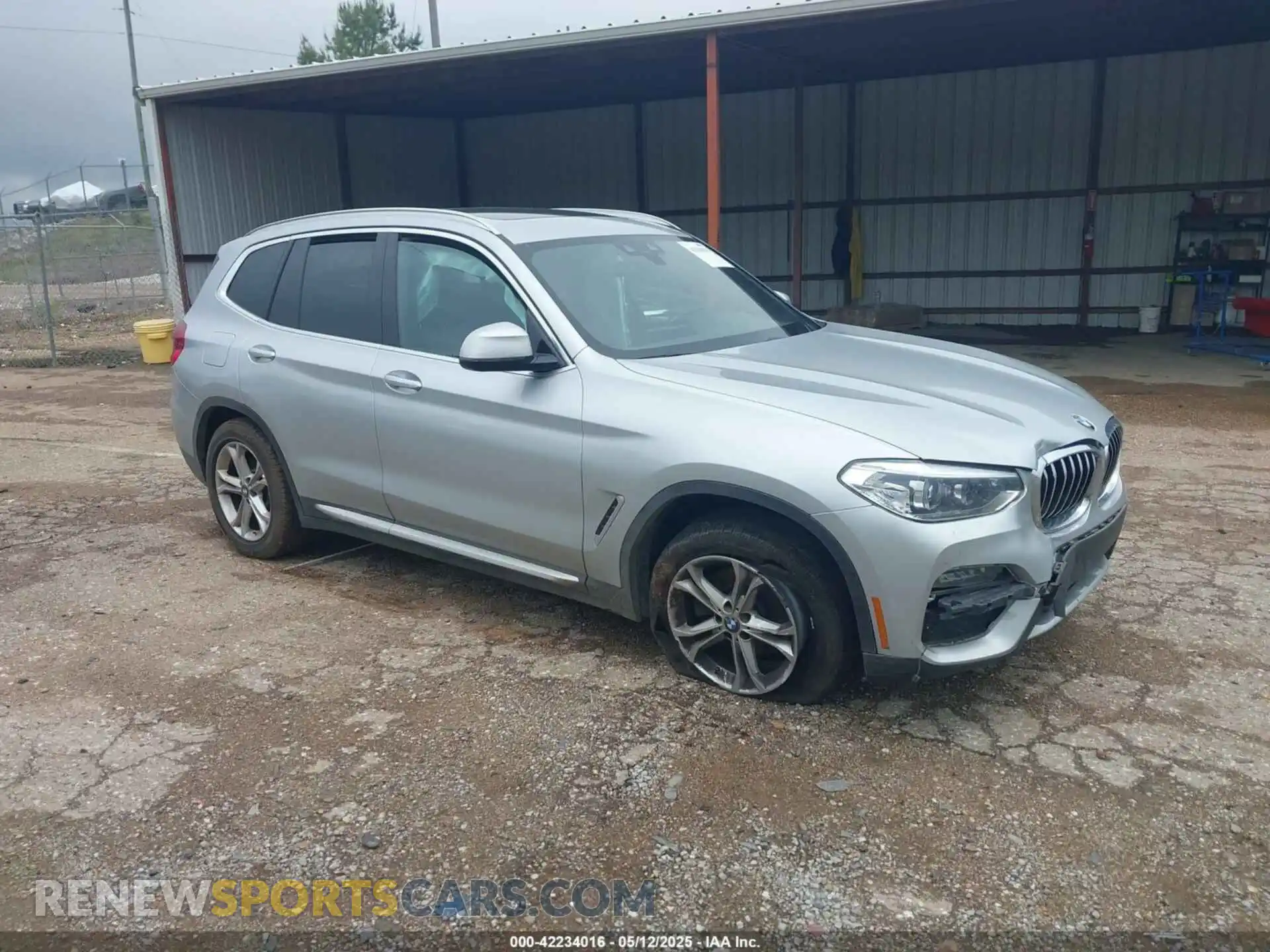 1 Photograph of a damaged car 5UXTY5C01M9H22613 BMW X3 2021