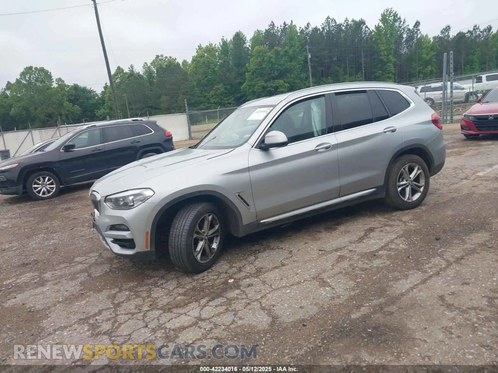 2 Photograph of a damaged car 5UXTY5C01M9H22613 BMW X3 2021