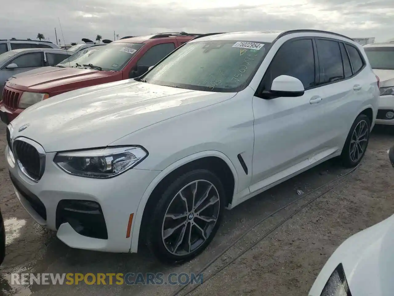 1 Photograph of a damaged car 5UXTY5C02M9E93147 BMW X3 2021