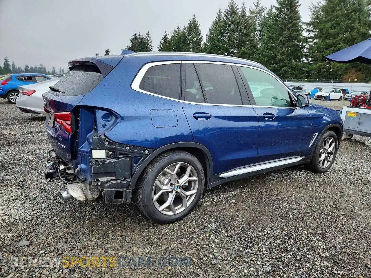 3 Photograph of a damaged car 5UXTY5C02M9F31766 BMW X3 2021