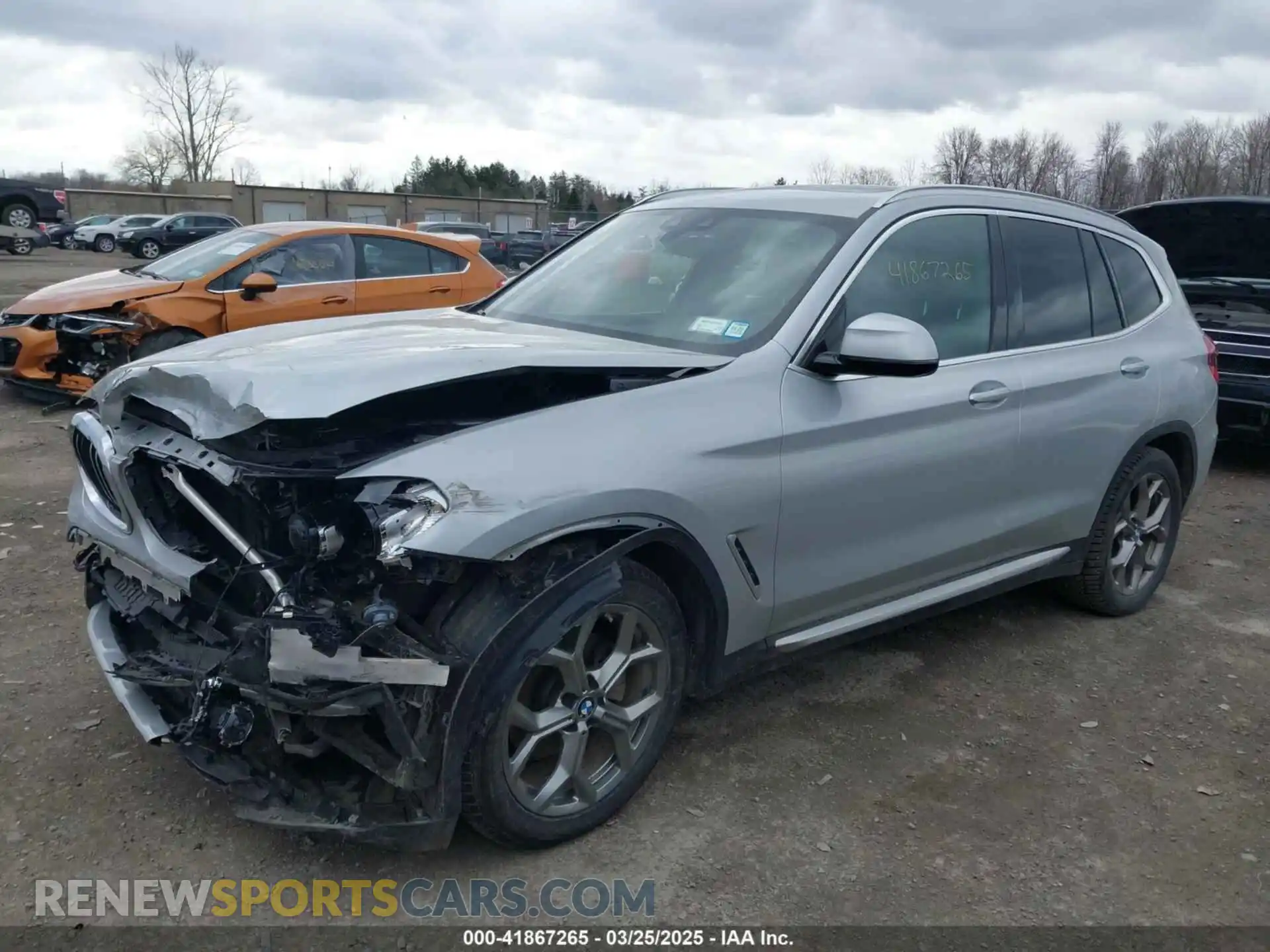 2 Photograph of a damaged car 5UXTY5C02M9F46381 BMW X3 2021