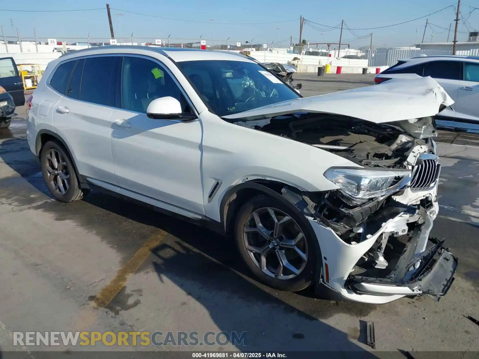 1 Фотография поврежденного автомобиля 5UXTY5C02M9G99794 BMW X3 2021