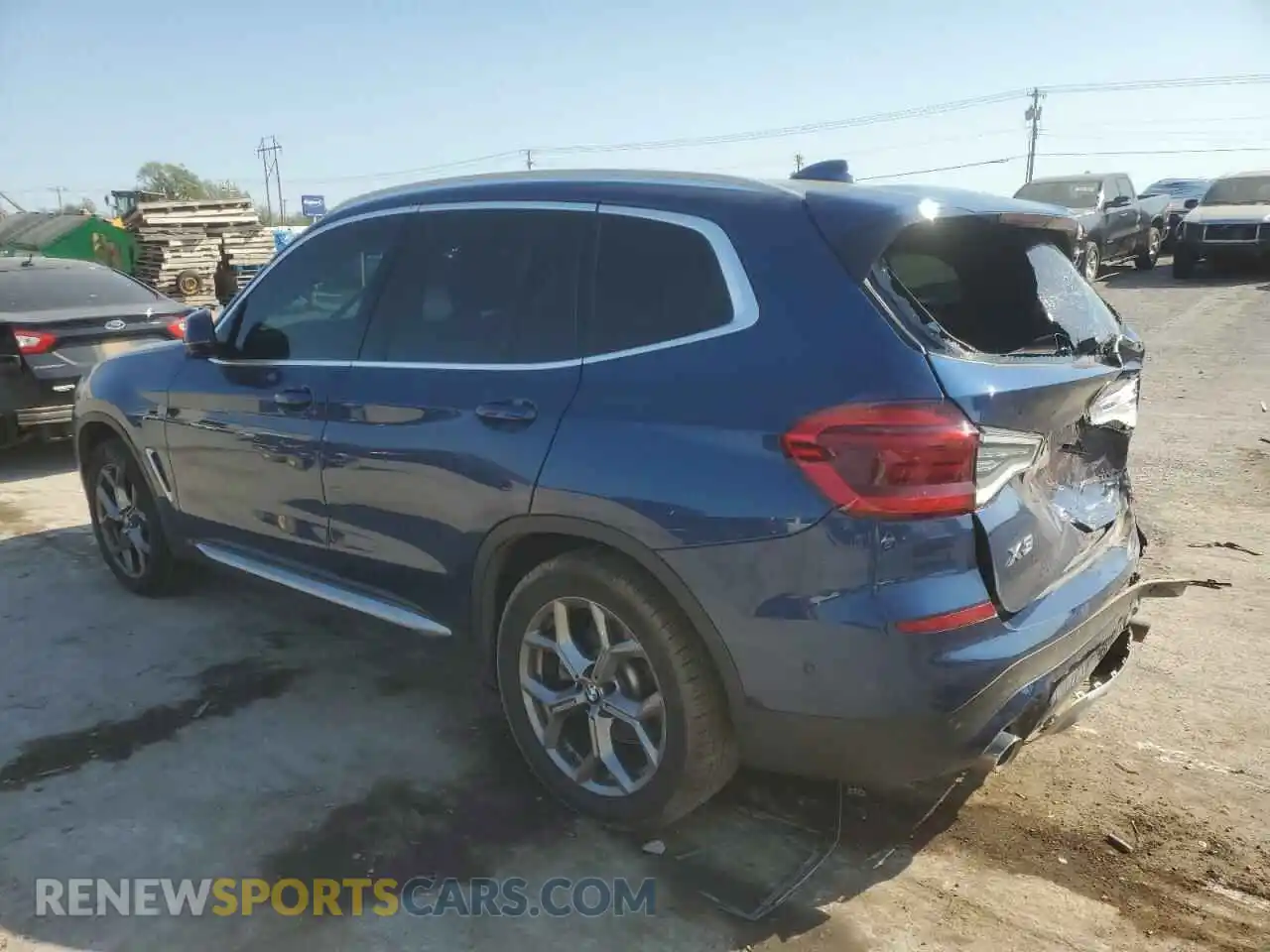 2 Photograph of a damaged car 5UXTY5C03M9E68676 BMW X3 2021