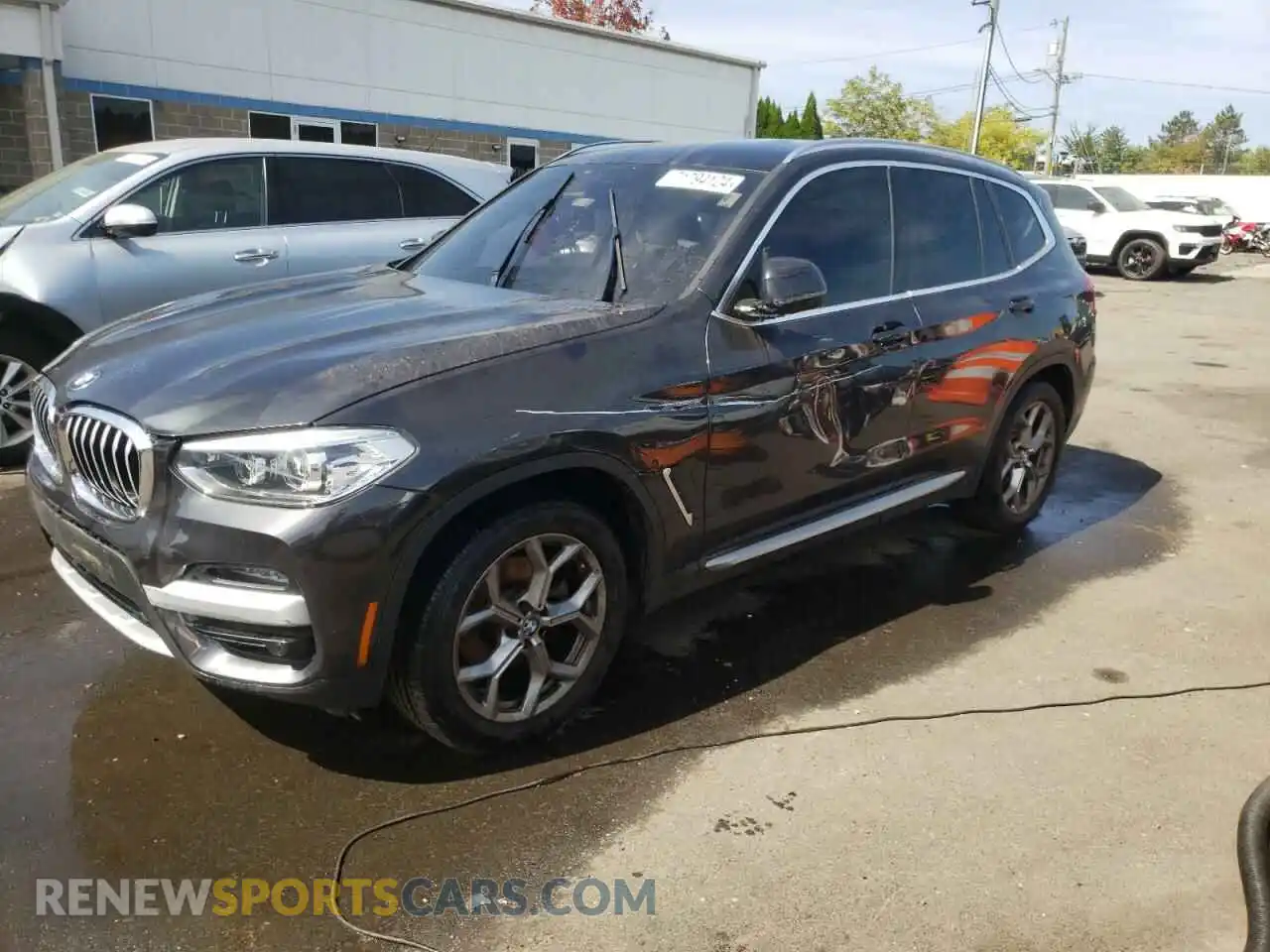 1 Photograph of a damaged car 5UXTY5C03M9E70850 BMW X3 2021