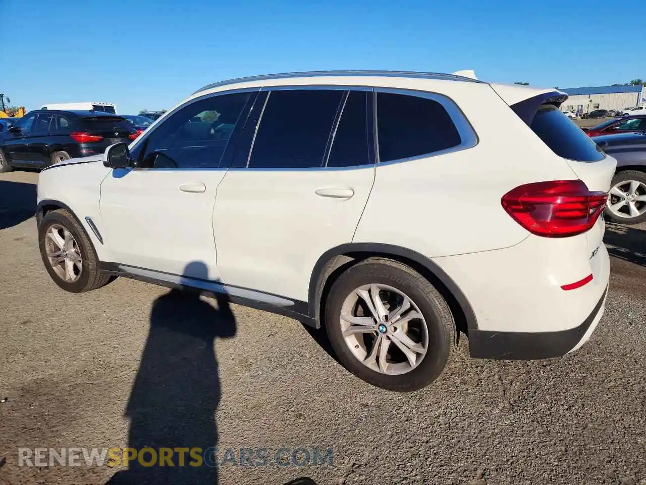 2 Photograph of a damaged car 5UXTY5C03M9G31892 BMW X3 2021