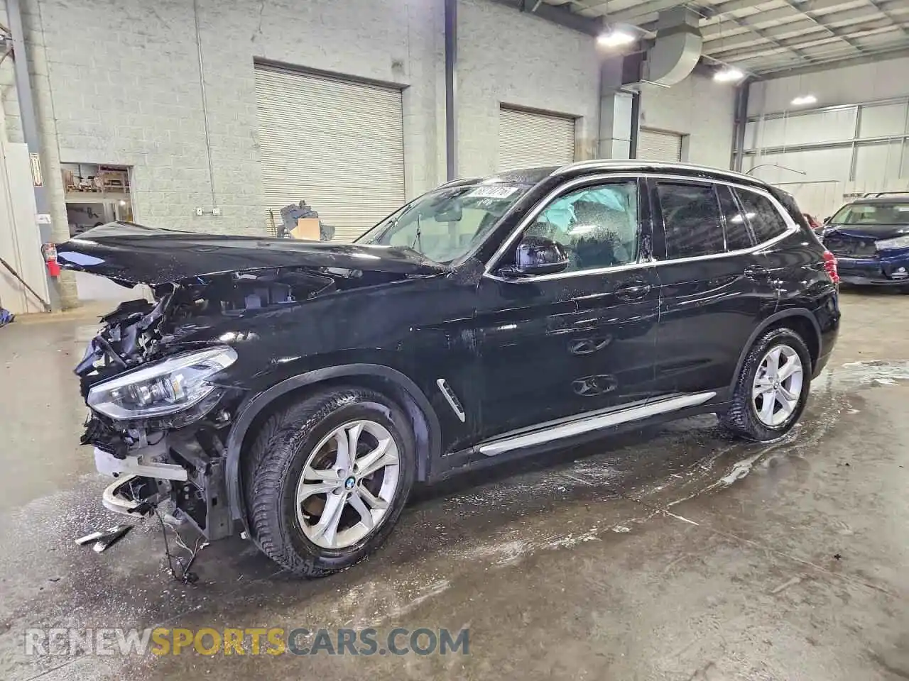 1 Photograph of a damaged car 5UXTY5C03M9G42066 BMW X3 2021