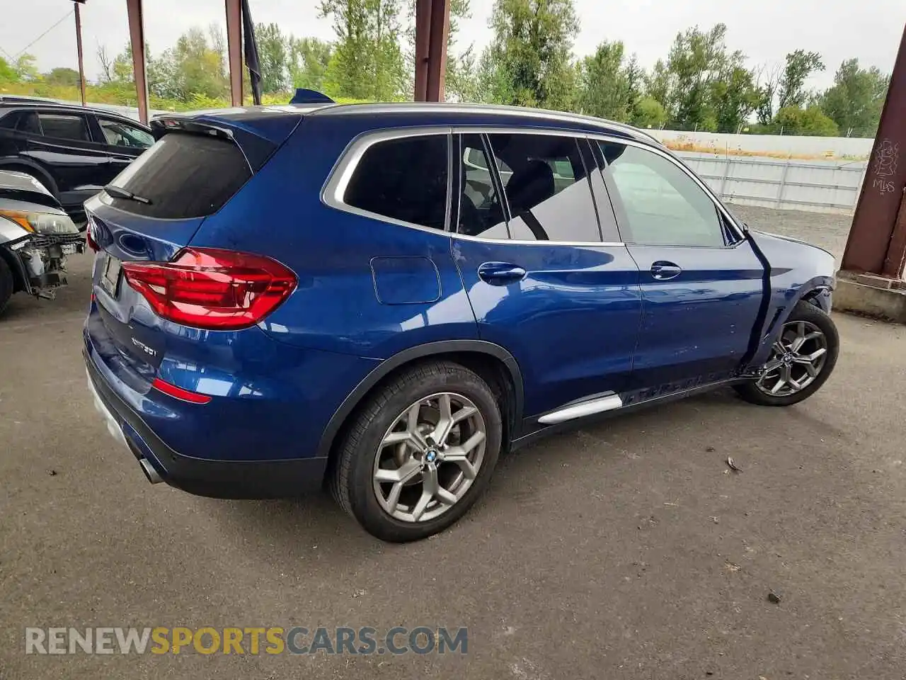 3 Фотография поврежденного автомобиля 5UXTY5C03M9G88643 BMW X3 2021
