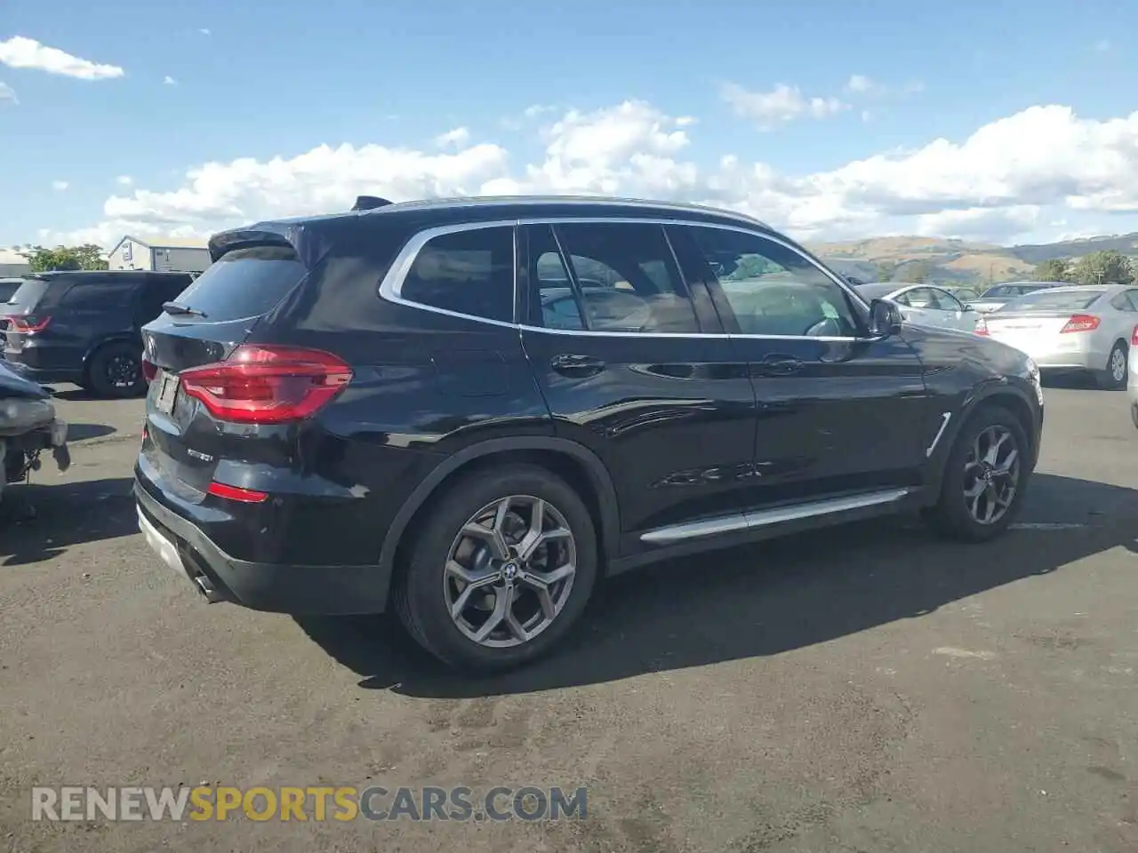 3 Photograph of a damaged car 5UXTY5C03M9G96192 BMW X3 2021
