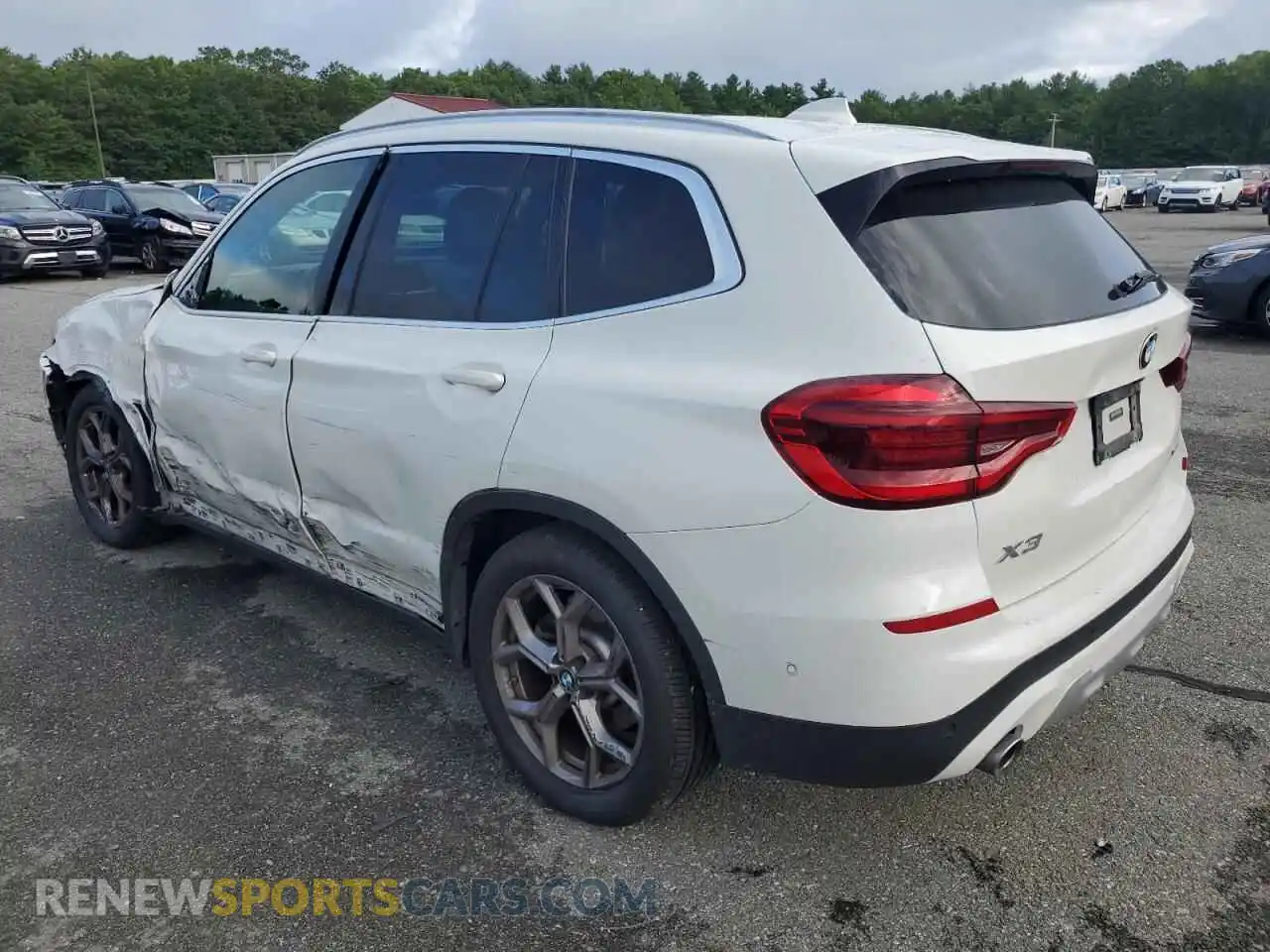 2 Photograph of a damaged car 5UXTY5C04M9E84773 BMW X3 2021