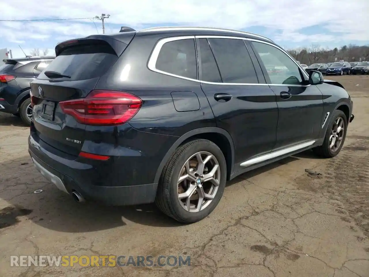 3 Photograph of a damaged car 5UXTY5C04M9E87057 BMW X3 2021