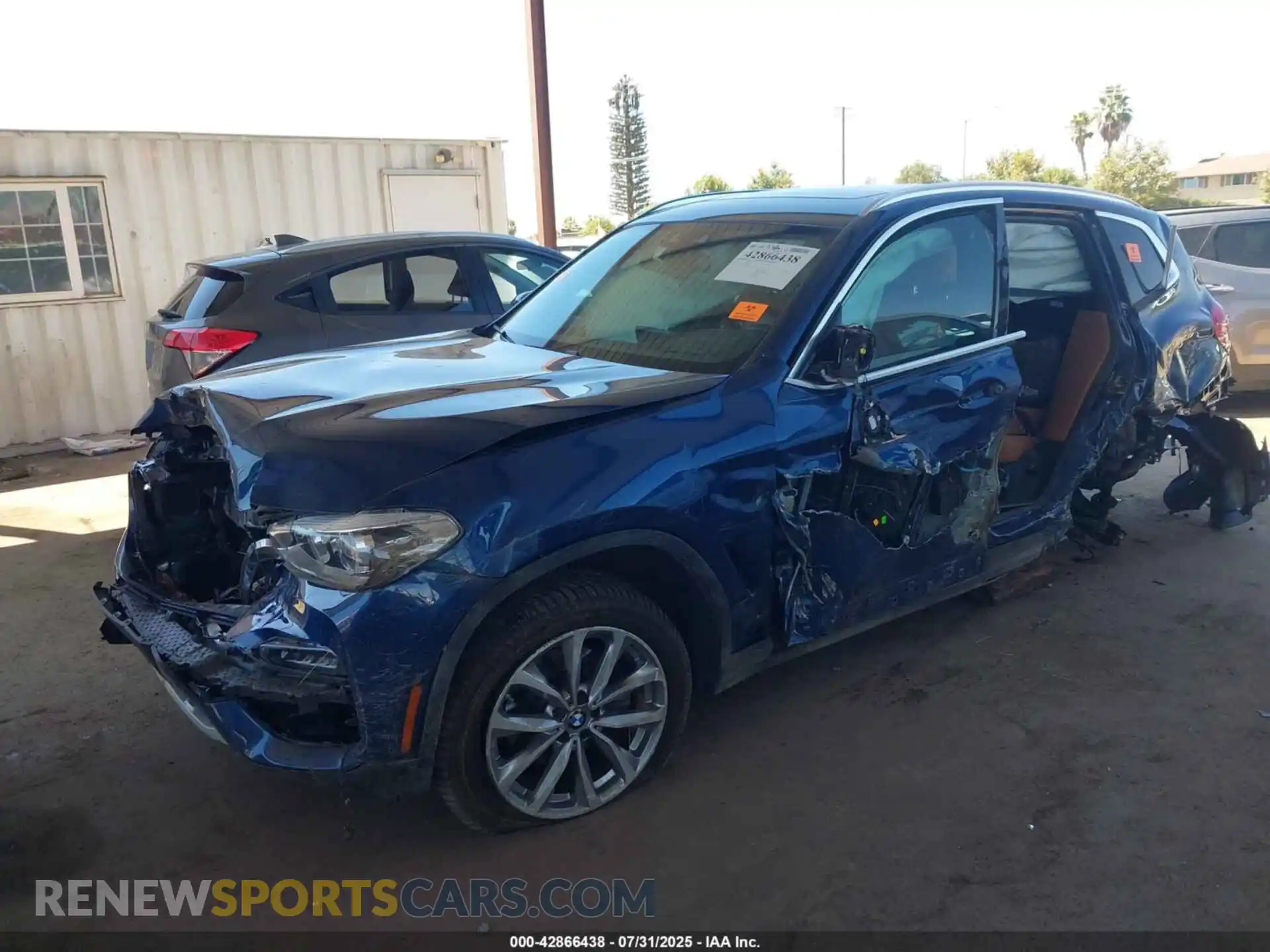 2 Photograph of a damaged car 5UXTY5C04M9E91318 BMW X3 2021