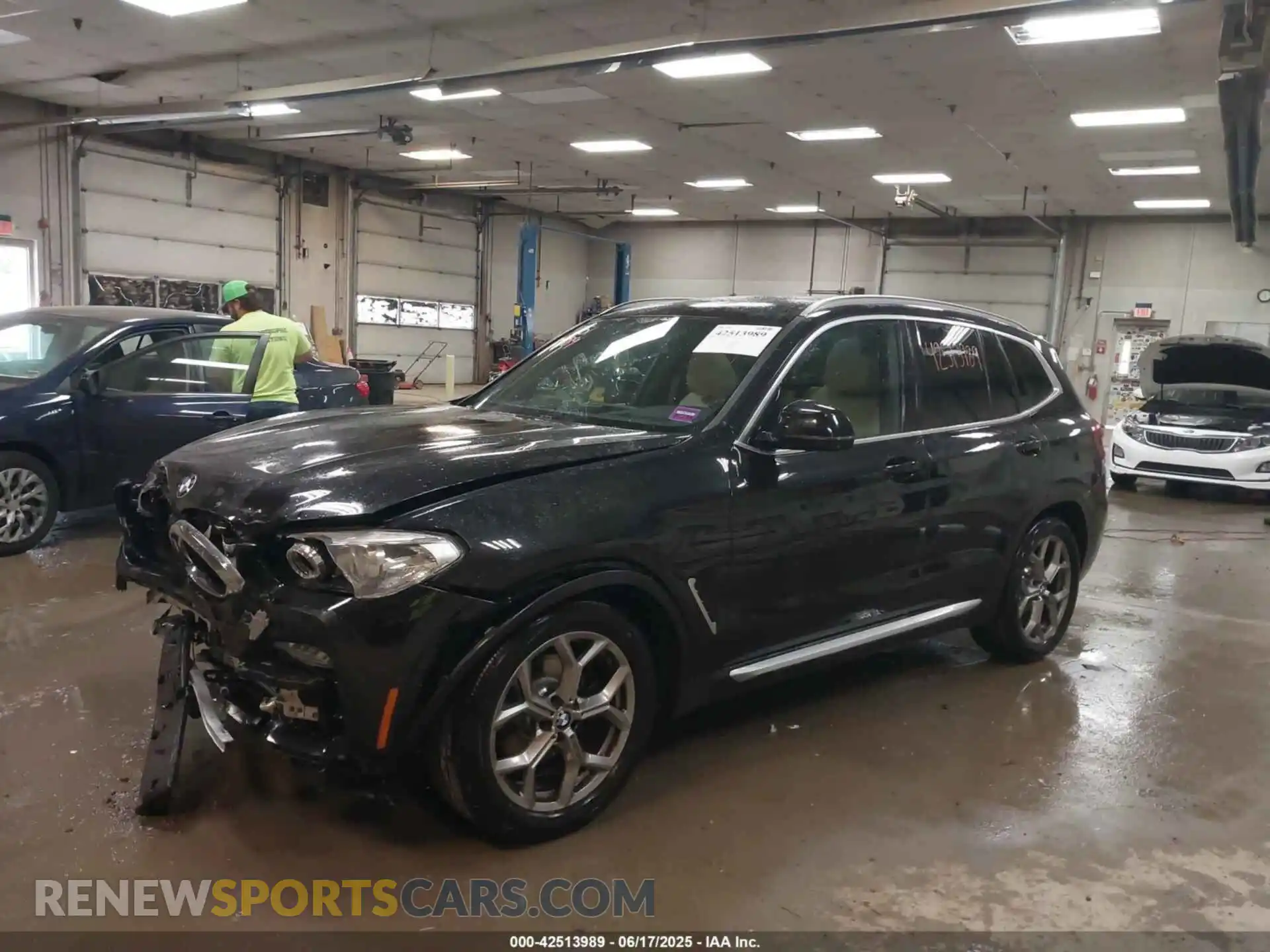 2 Photograph of a damaged car 5UXTY5C04M9G49382 BMW X3 2021