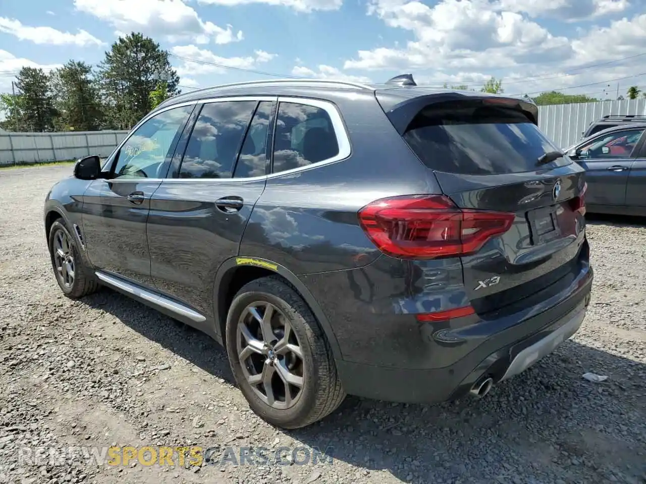 3 Photograph of a damaged car 5UXTY5C04M9H20600 BMW X3 2021