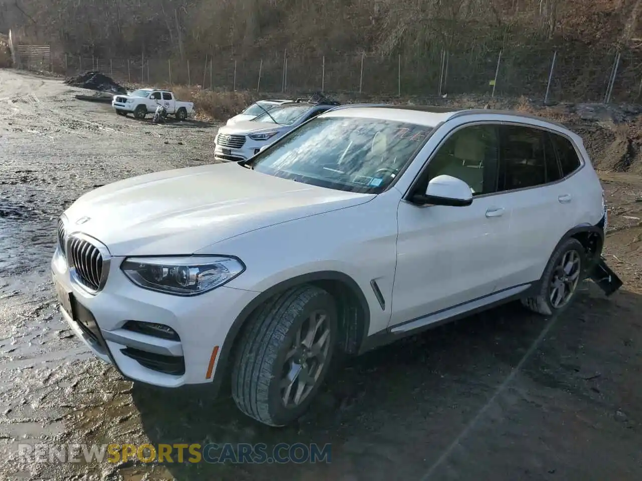 1 Photograph of a damaged car 5UXTY5C04M9H93062 BMW X3 2021