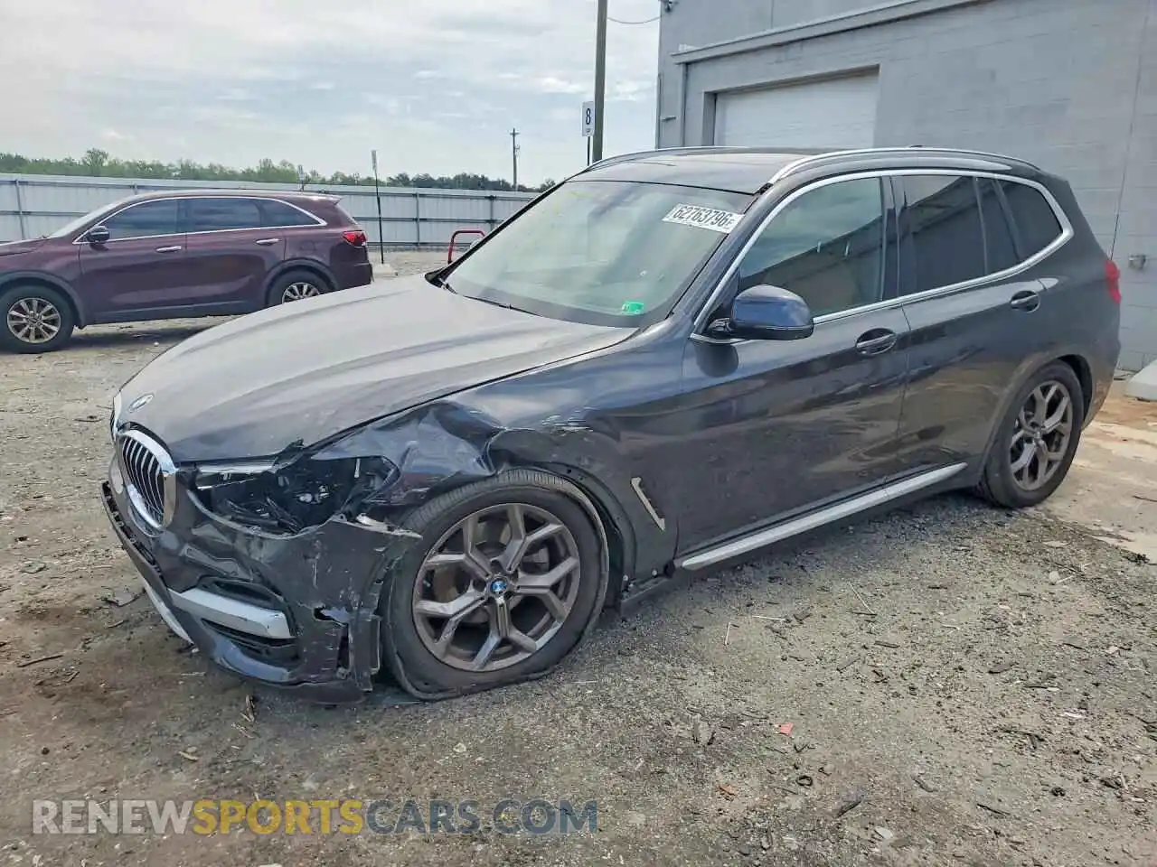 1 Photograph of a damaged car 5UXTY5C05M9E19916 BMW X3 2021