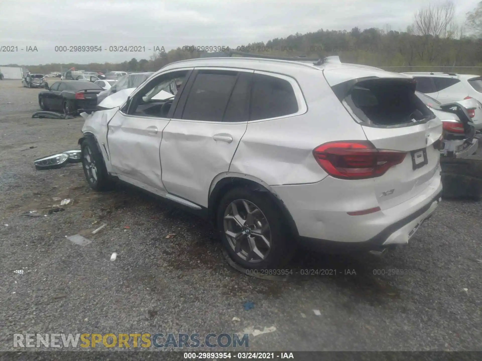 3 Photograph of a damaged car 5UXTY5C05M9F00916 BMW X3 2021
